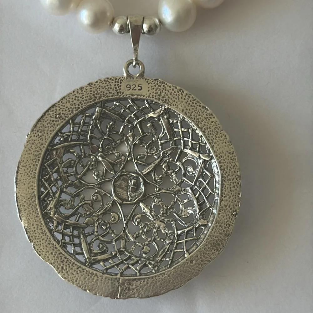 Freshwater White Pearl Necklace with 925 Sterling Silver Round Filigree Pendant